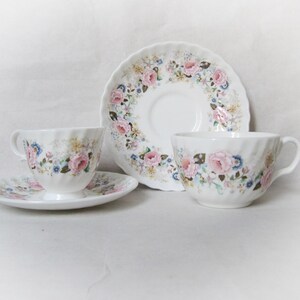 Minton Rose Garland - Etsy Finland