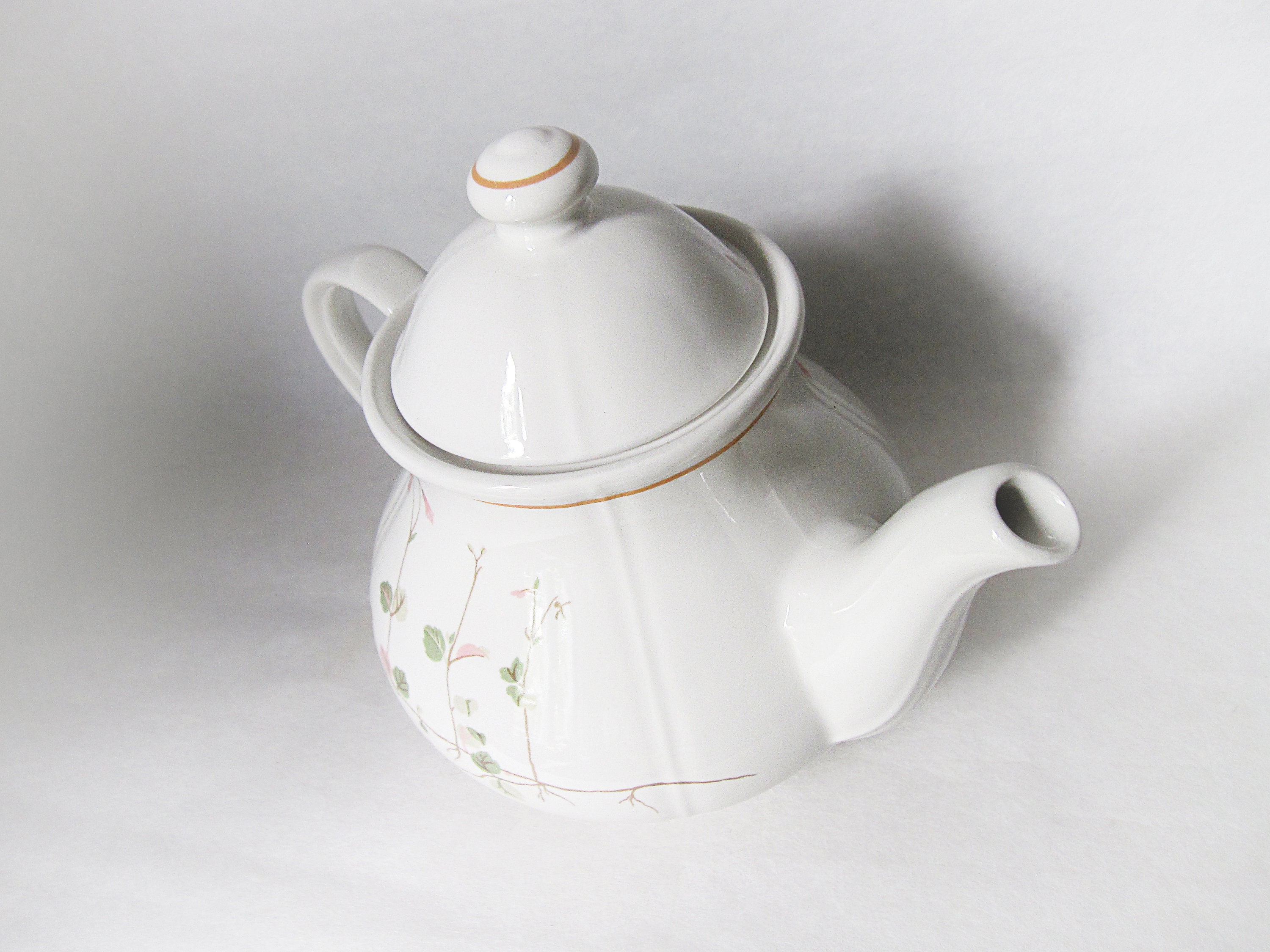 Churchill Ikea England Porcelain Teapot. Vintage Ware. English Pottery