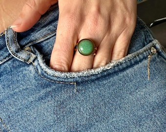 Adjustable gold and natural stone ring - gold-plated stainless steel ring - gold ring with green stone - gold fashion ring - rose quartz ring