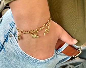 bracelet à breloques égyptiennes en acier inoxyble doré - bracelet femme à breloques plaqué or - bracelet à charms plaqué or