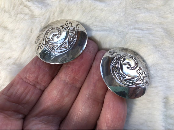 Silver engraved earrings with lizards - image 1