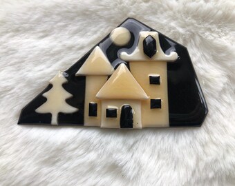 Haunted House brooch by Lucinda