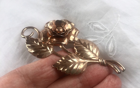 Gold plated sterling flower brooch - image 1