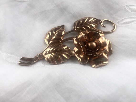 Gold plated sterling flower brooch - image 4