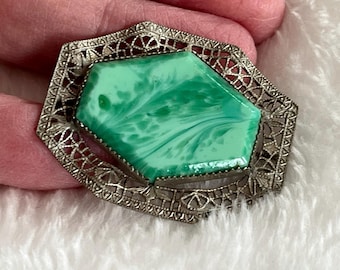 Victorian openwork brooch with green jade glass