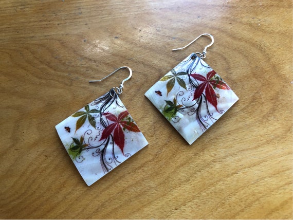 Mother of pearl square earrings - image 1