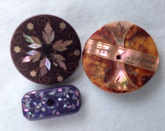 Inlaid mother of pearl buttons