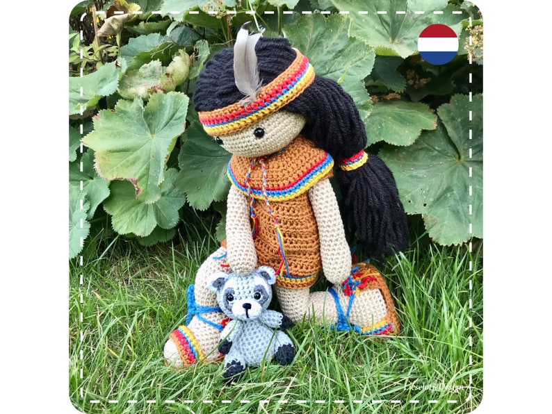 Haakpatroon indiaan Mika met wasbeer bild 1