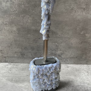 Crackle toilet brush deals