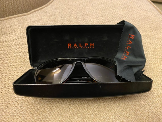 Ralph Lauren Women display picture 3