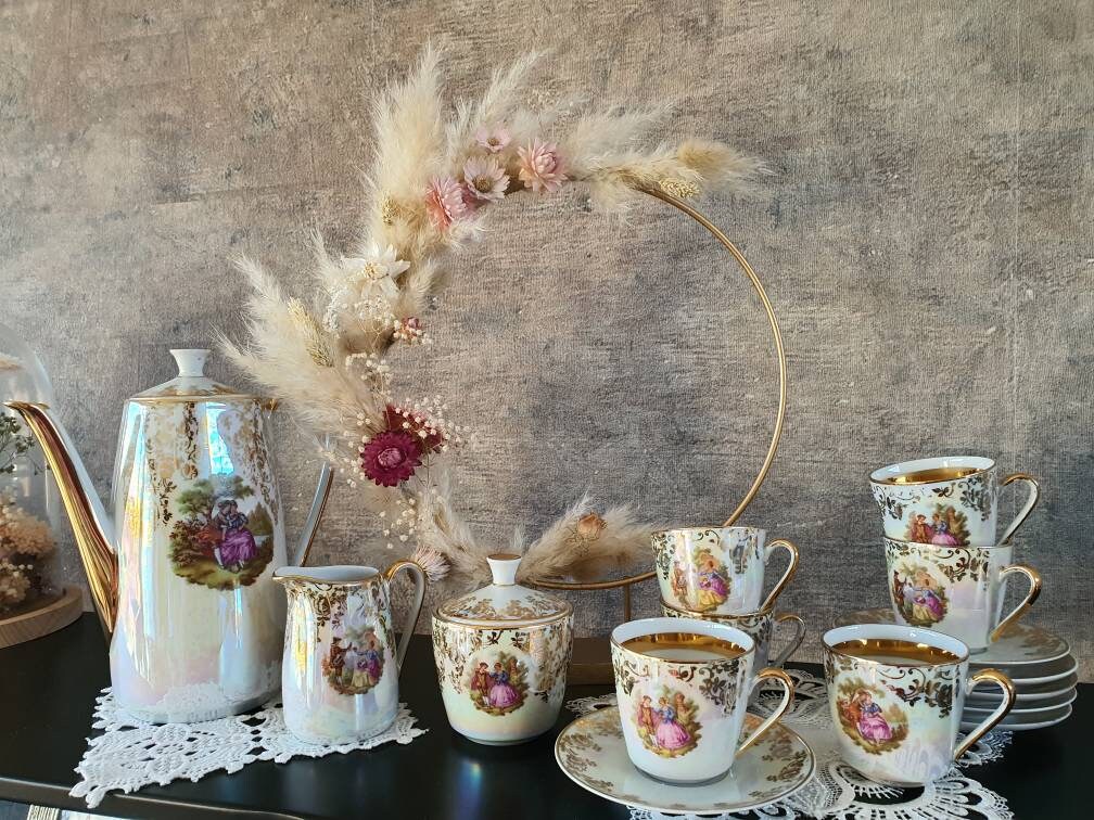 Ancien Service à Café- Thé- Dessert en Porcelaine de Chauvigny France - Motif Vintage Fragonard