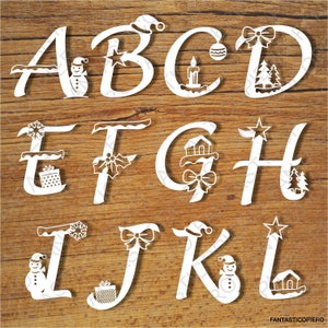 Archivos SVG del alfabeto y números navideños decorados para Silhouette Cameo y Cricut. Incluye clipart PNG transparente.