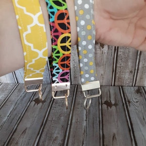 Key wristlets-keychains-gifts for her-wristlet lanyard-fabric key chains