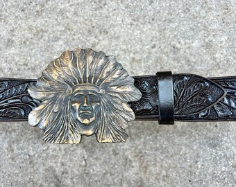 Hand-tooled Leather Belt With Buckle Vintage 1970 display picture 3