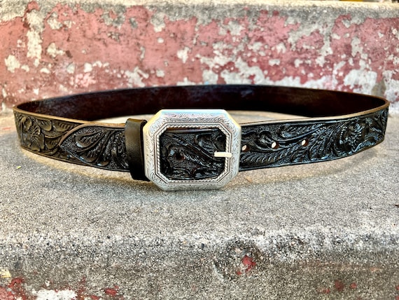 Hand-tooled Leather Belt Vintage Dark Brown. With Vintage  display picture 2