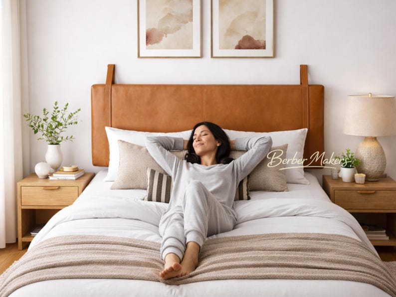 May include: A handmade wooden sign with the word "Welcome" in a whimsical font. The sign has a distressed white background and a dark brown frame, ideal for a front door or hallway. The sign measures approximately 30 cm wide and 15 cm tall.