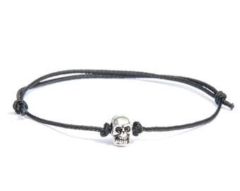 Skull beaded bracelet - Goth jewellery Mens Womens - Rope bracelet - Double face skull