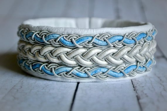 White leather bracelet for women, Sami Lapland bracelet, Blue braided bracelet, Blue and white jewelry for women, Cute gift for girlfriend
