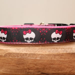 Skull dog collars and on sale leashes