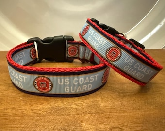Collier, laisse ou ensemble assorti pour chien de la garde côtière des États-Unis... également disponible en GROS