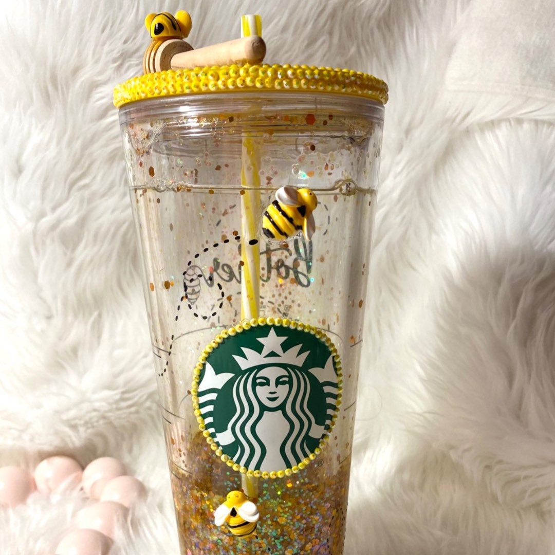Winnie the Pooh & Flowers - Snow Globe Glitter Flow Cup – The Blushing  Boston