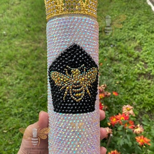Diamond Queen Glitter 20 OZ Skinny Tumbler /