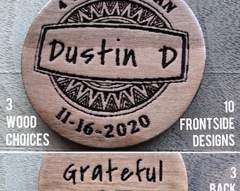 Medallón de recuperación de madera personalizado: Chip grabado con láser • Regalo de sobriedad Cleantime
