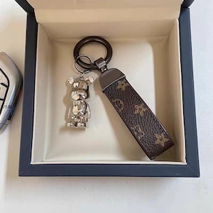 Leather Luxury Keychain,Silver Bear Bag Charm,Keychain Cute,Unique Keychain,Brown Keychain,Luxury Keychains,Elegant Floral Pattern Keychains