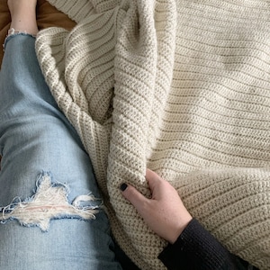 easiest crochet blanket pattern, modern crochet blanket, beginner friendly pattern, The Maverick Blanket crochet pattern image 5