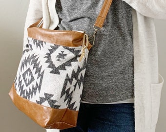 Beauregard Bag Sewing, Crossbody Project Bag (PDF Pattern)