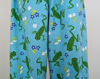 Frog print pajama pants, women soft flannel lounge wear, high waist pants with a loose fit,  fun print jammies, frog lover pajama gift