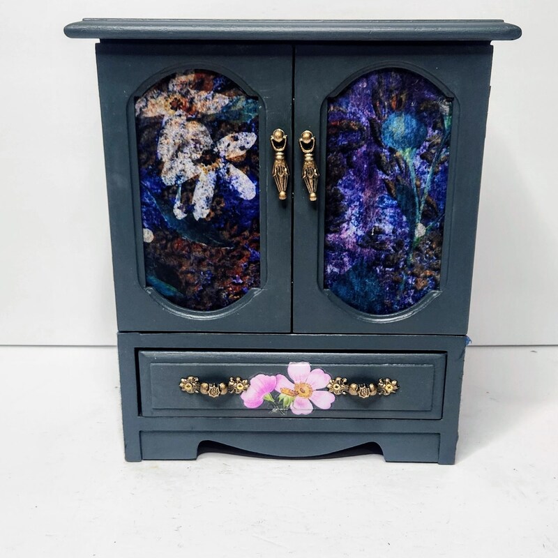Blue - Floral Printed Handcrafted Jewelry Box (9 x 6 in) main image 1