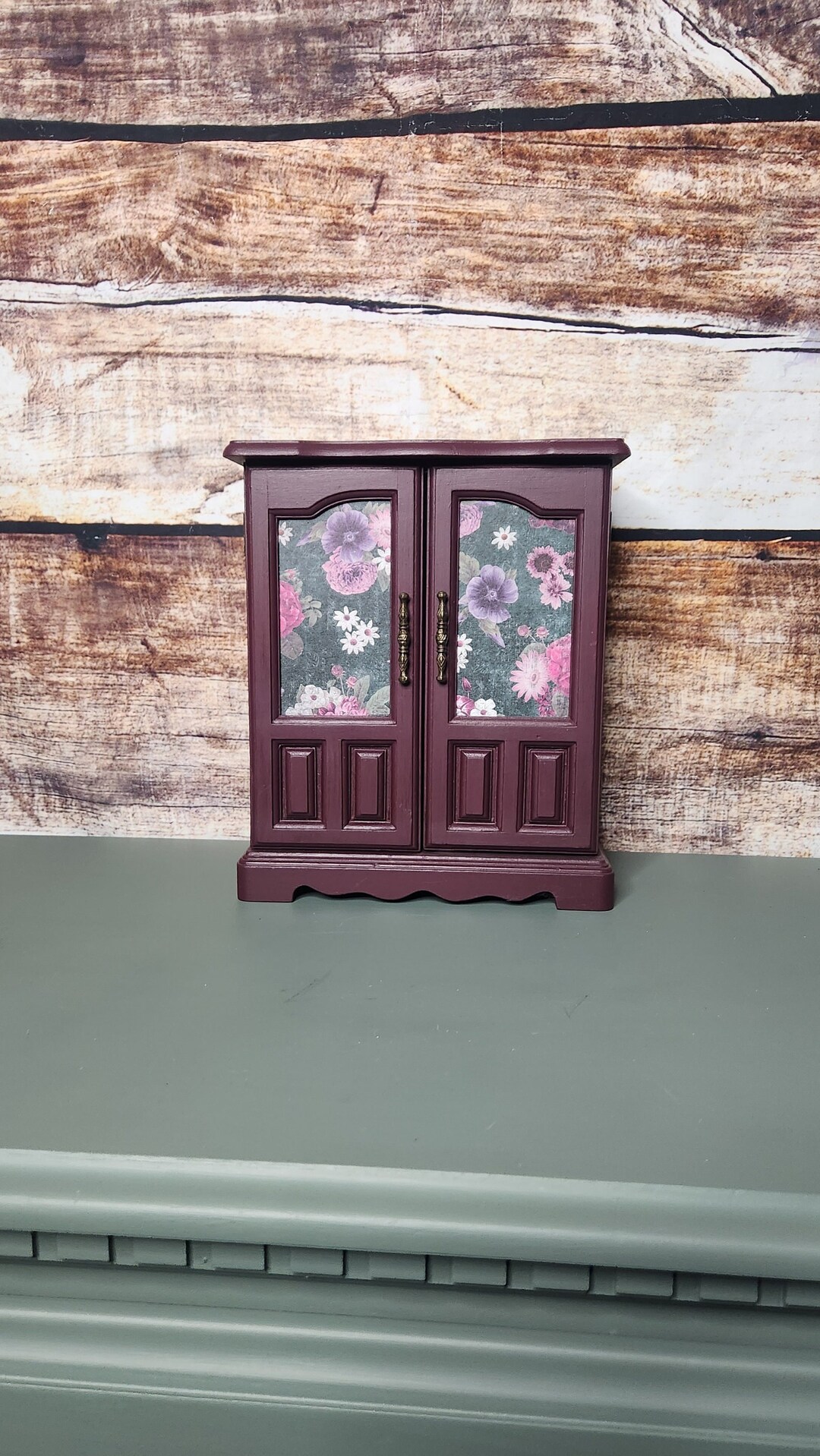 Elegant Purple Ribbon & Butterfly Jewelry Box