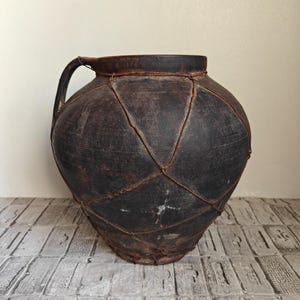 Vintage kleipot: grote Wabi Sabi vaas, rustieke decoratie