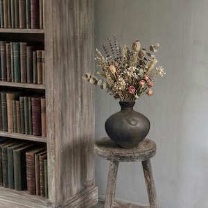 Vintage Schwarzer Ton Vase: Rustikale Gavarets Keramik (Abgebrochener Henkel)