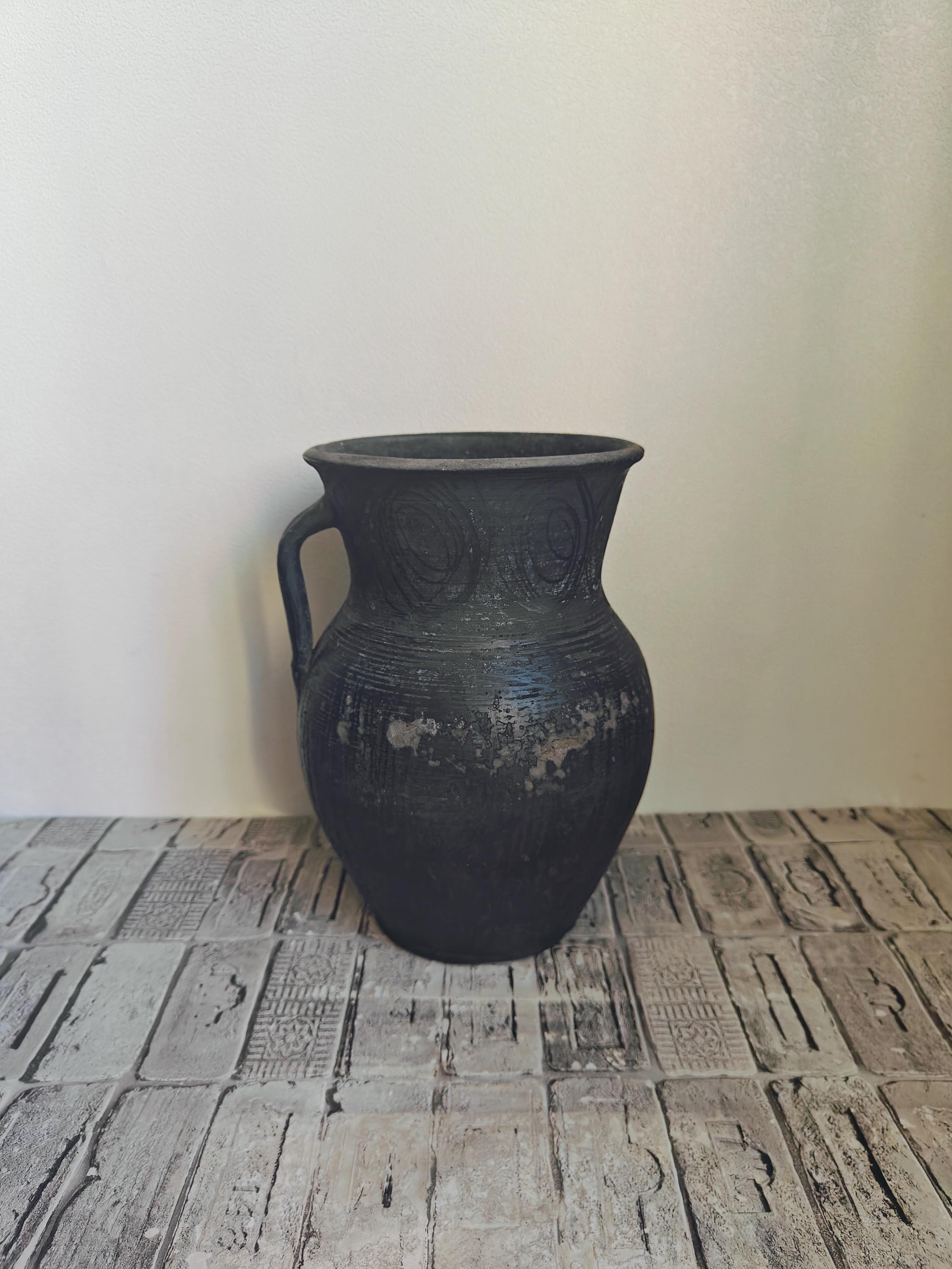 ヴィンテージ黒粘土花瓶：素朴な侘び寂び陶器 - Etsy 日本