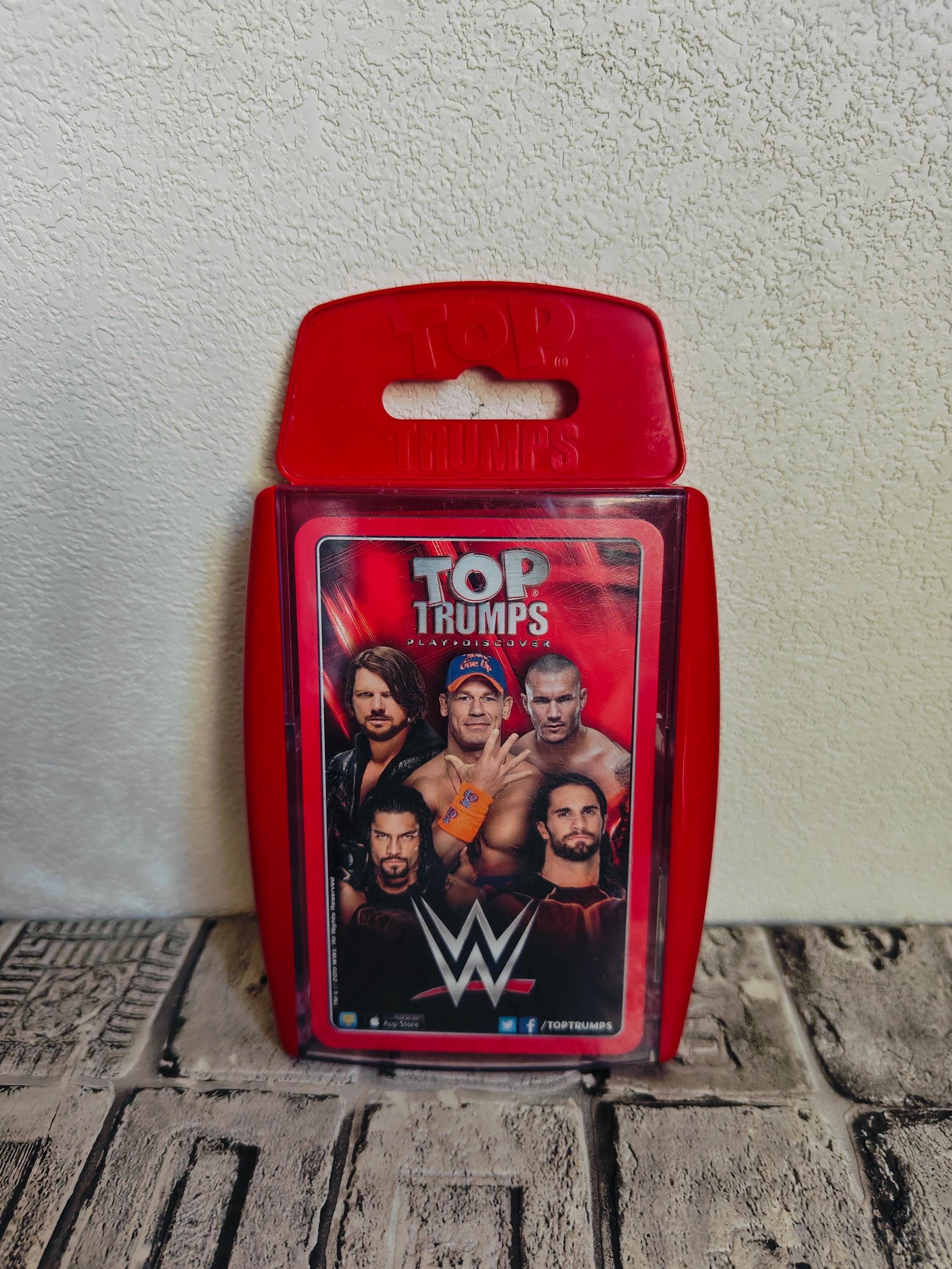 Top Trumps WWE Kartenspiel – Unterhaltsames Duellspiel Mit Superstar-Karten