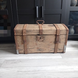 Large Hope Chest, Primitive Chest, Rustic Trunk, Wooden Trunk, Country Trunk,  Blanket Chest, Pirate Chest, Storage Chest, Wooden Chest -  Ireland