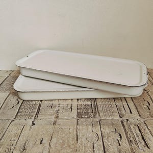 Set of 2 Vintage White Enamel Trays, Rectangular Tray, Rustic Enamelware