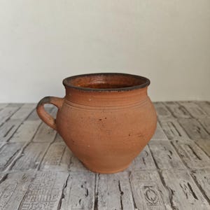 Maceta rústica vintage de barro: jarrón wabi sabi pequeño