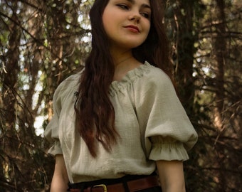 Ein Chemise Top für ein Larp Kostüm, naturbelassenes Baumwoll Hemd, Renaissance Bluse mit Puffärmeln, Leinen Stoff, Mittelalter Stil