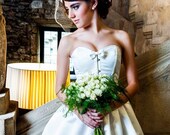 Short wedding dress - Ivory satin corset and skirt - Alternative wedding dress - Modern bride - Wedding corset dress