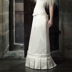 SALE! Alternative Bridal Ivory Silk Wedding Skirt - Perfect for Steampunk-themed Weddings