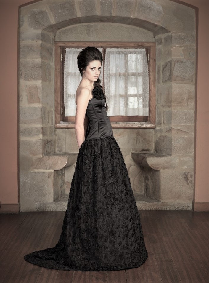 Gothic wedding top dresses for sale