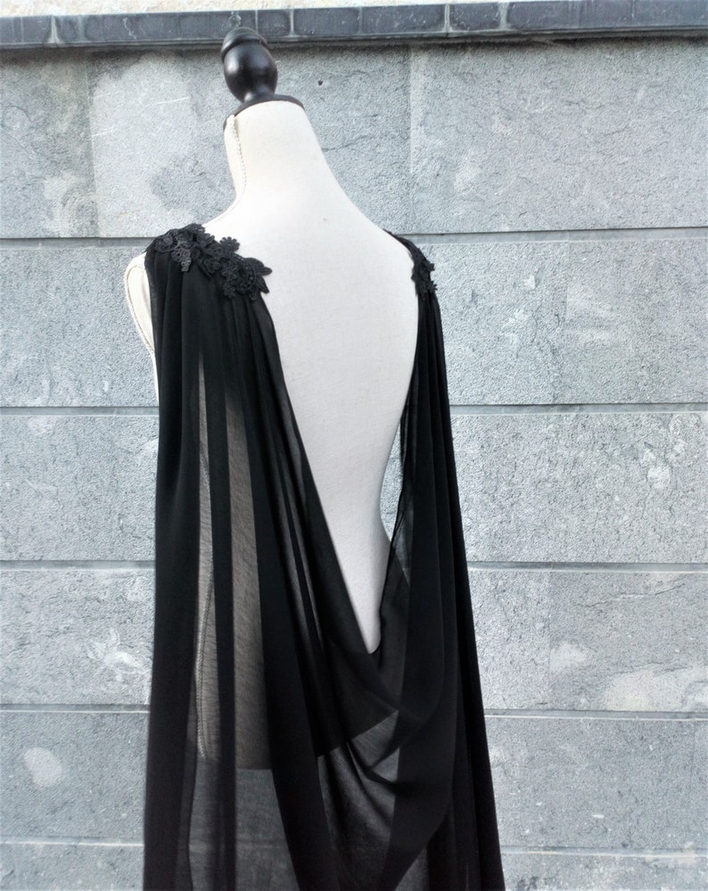 Black viking wedding cape, Elegant norse warrior cape for woman, Pagan handfasting cloak, Dark fantasy shoulder cape, Warlord costume cloak image 2