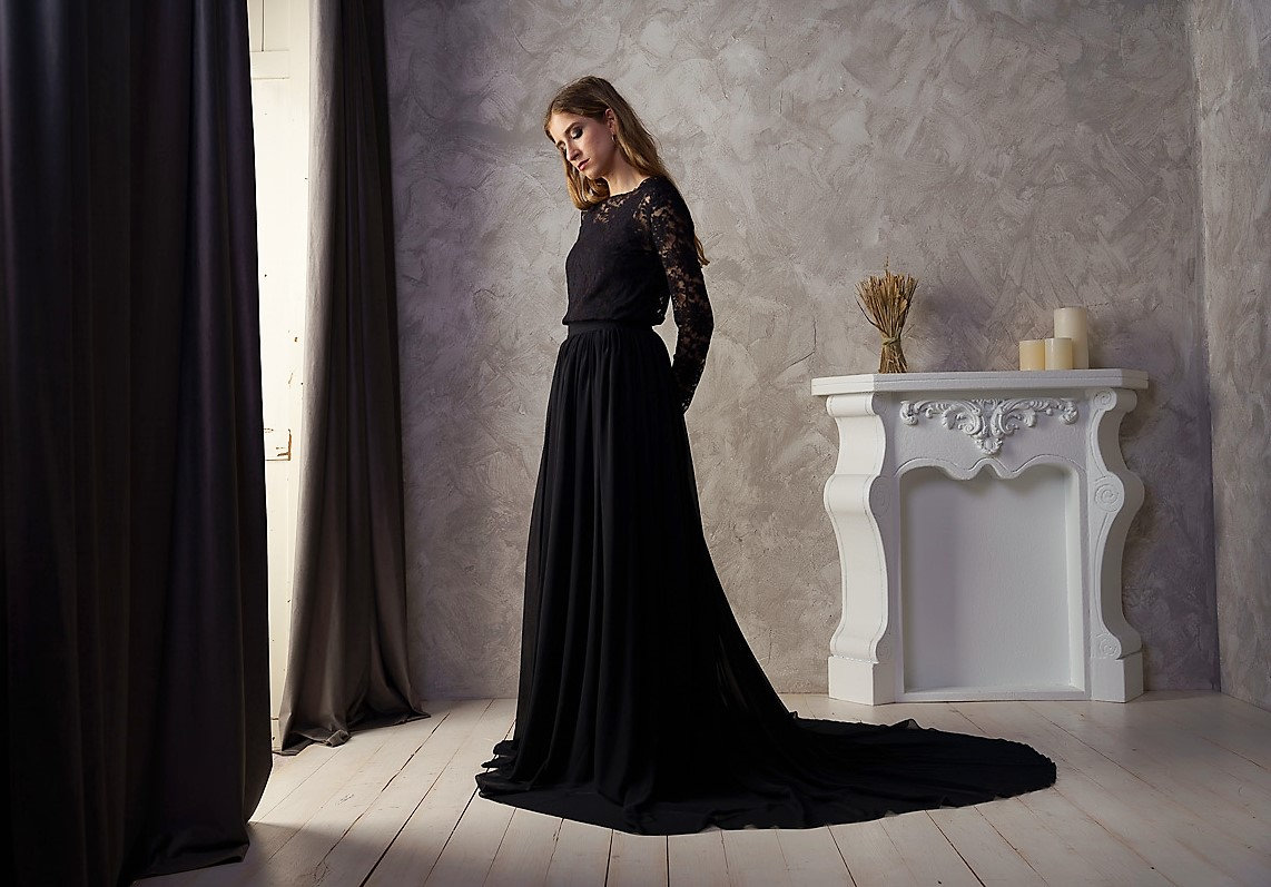 Witchy Black wedding dress with long sleeve, Gothic lace bridal dress for relaxed elopement, Black boho goth wedding gown, Minimalist dark Witchy Black wedding dress with long sleeve, Gothic lace bridal dress for relaxed elopement, Black boho goth wedding gown, Minimalist dark