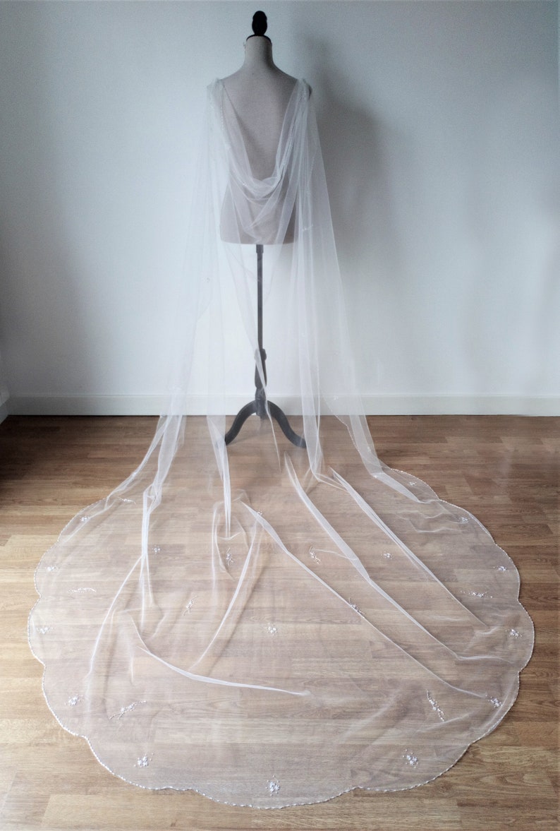 Fantasy wedding Off White Wedding Cloak Alternative Veil Wedding Cape For Bride Bridal Cape Veil,Cosplay Tulle Long Cape Ethereal Cape