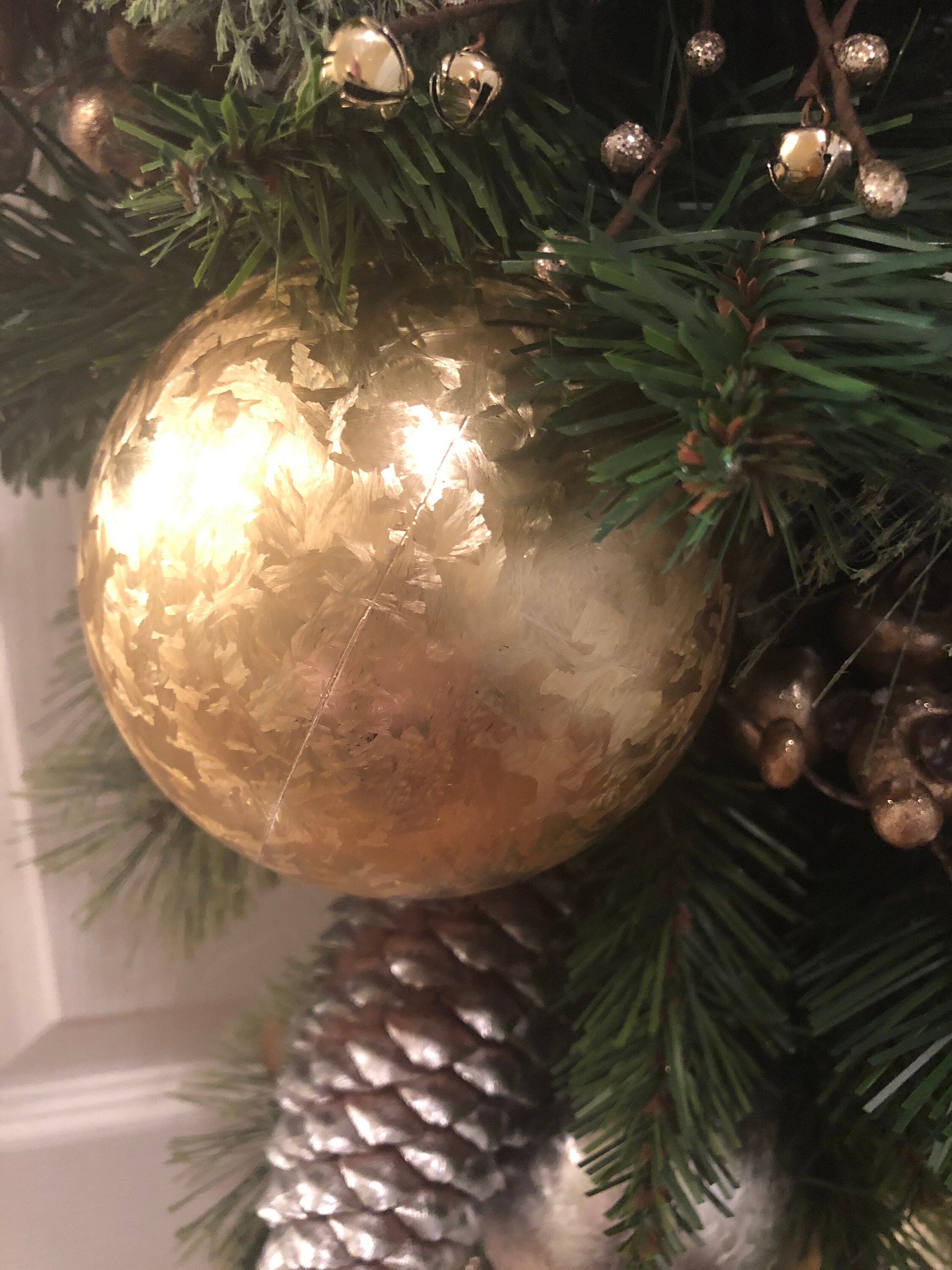 Double door Gold silver pine pinecone jingle bell teardrop front door