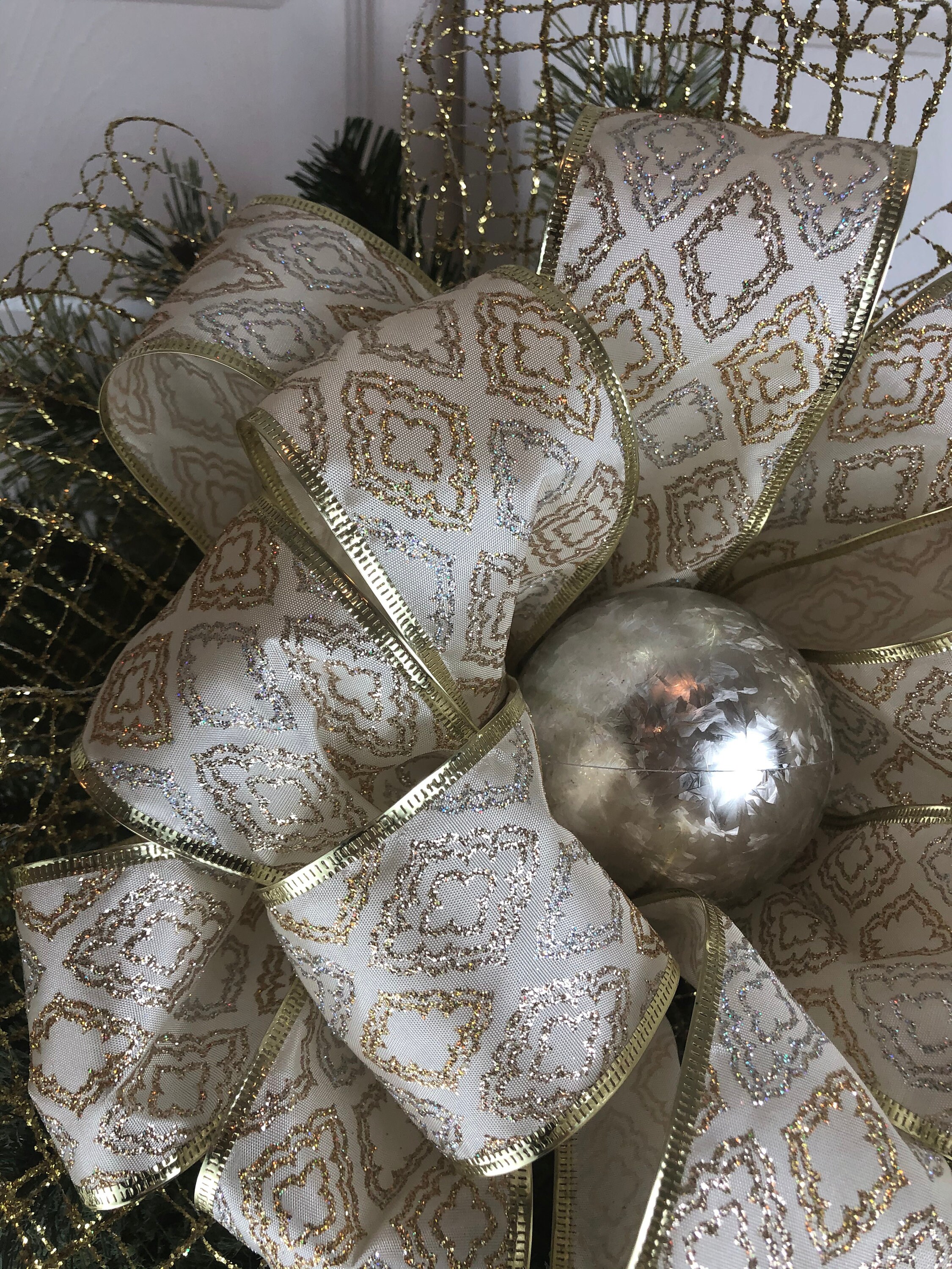 Double door Gold silver pine pinecone jingle bell teardrop front door