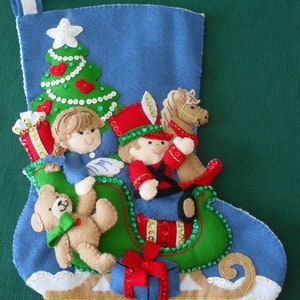 Bucilla CHRISTMAS ARK Felt Home Decor Kit 85333 14x11x6 when complete New/Unopened Bucilla CHRISTMAS ARK Felt Home Decor Kit 85333 14x11x6 when complete New/Unopened